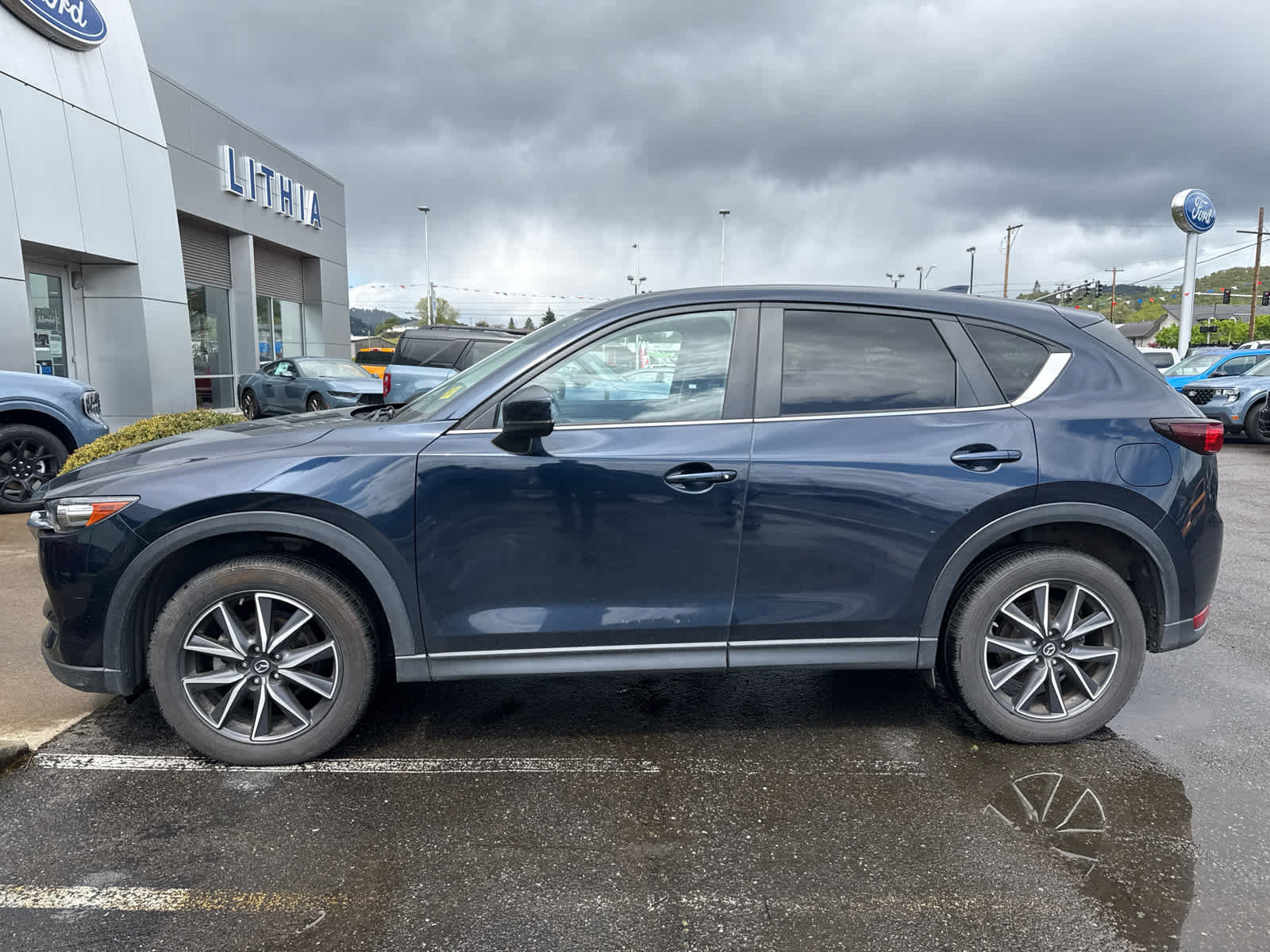Used 2018 MAZDA CX-5 Touring w/ Preferred Equipment Package AWD/4WD image 13