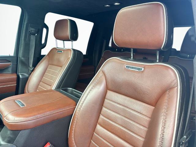 Used 2024 GMC Sierra 2500 Denali Ultimate AWD/4WD image 29