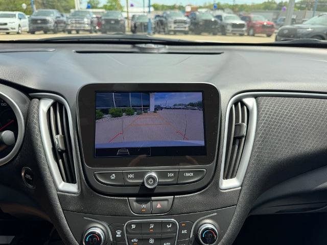 Used 2025 Chevrolet Malibu LT FWD image 13