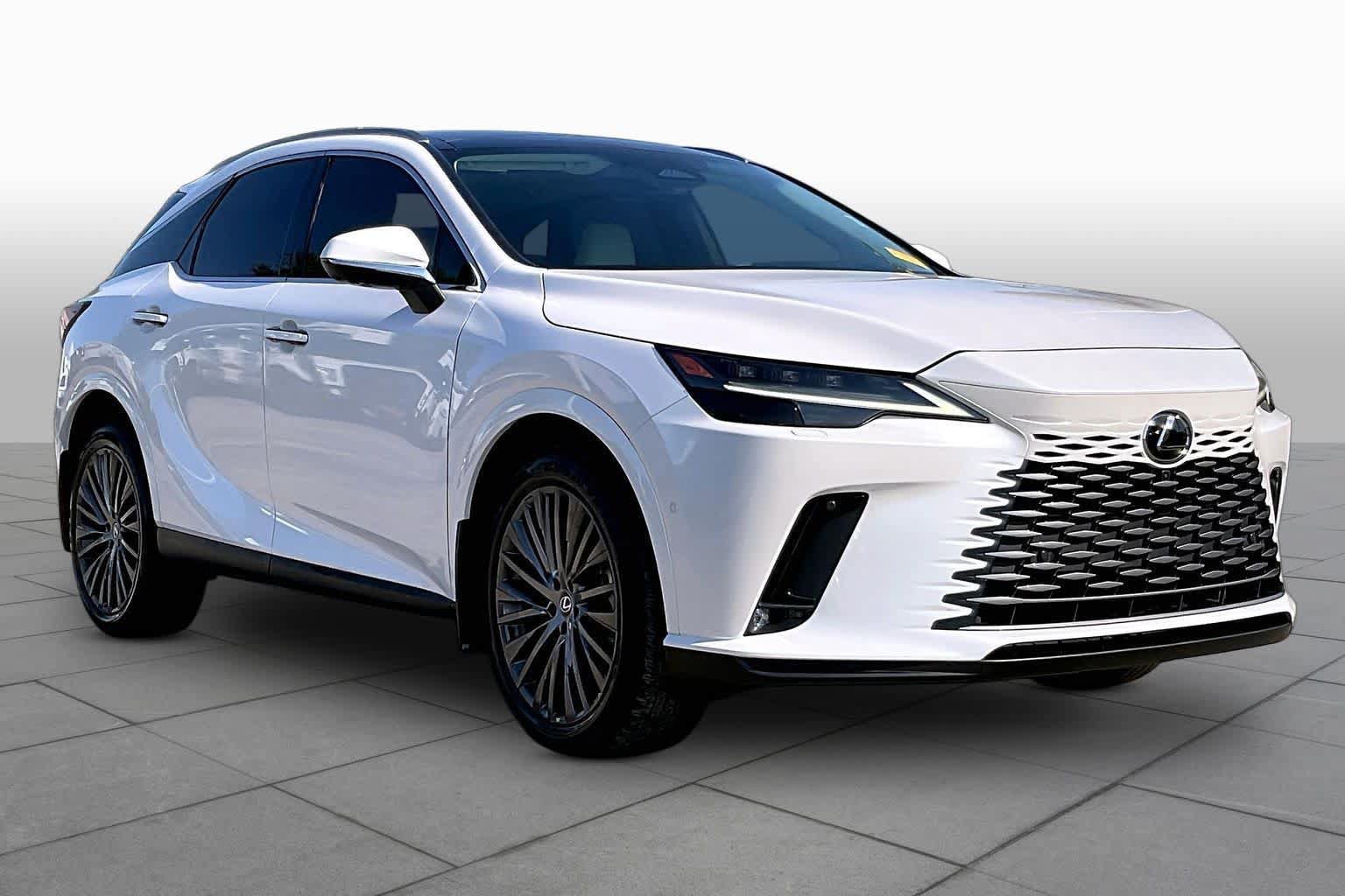 Used 2023 Lexus RX 350 FWD w/ Cold Area Package image 3