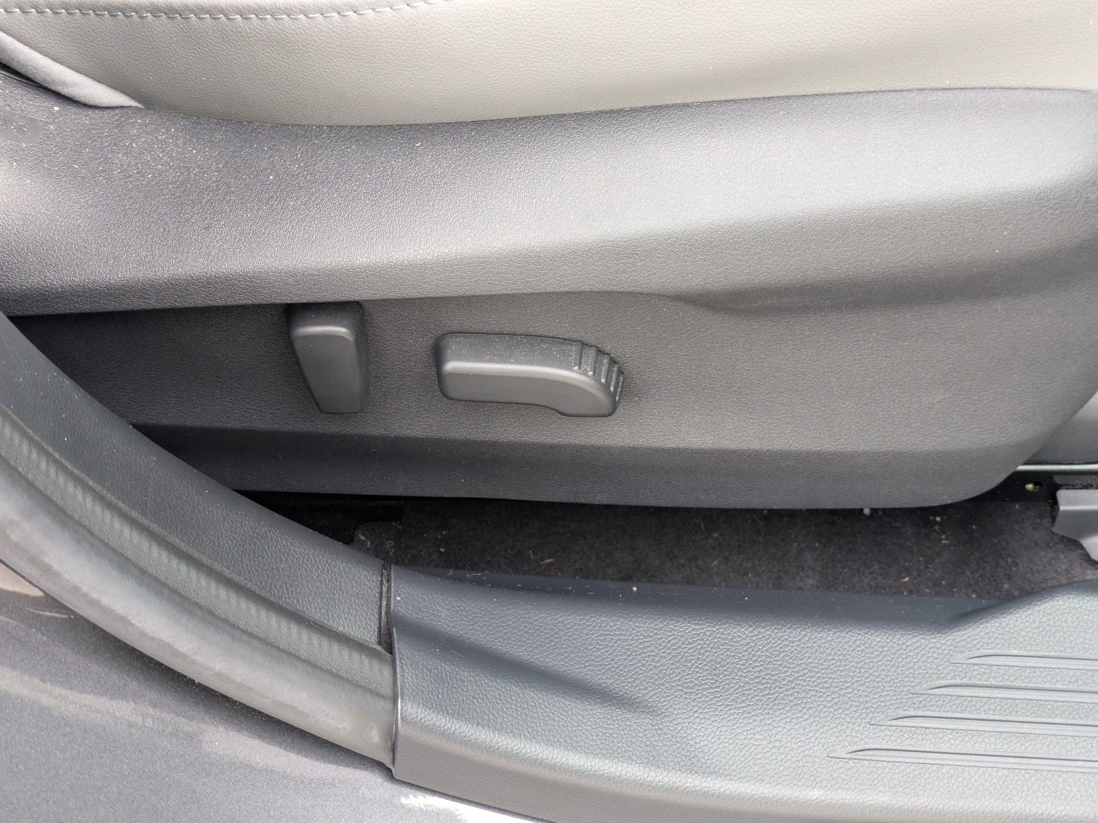 Used 2020 Subaru Legacy Limited w/ Popular Package #3 image 39