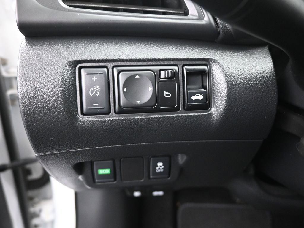 Used 2019 Nissan Sentra S FWD image 17