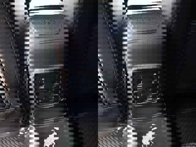 Certified 2024 Ford Bronco Wildtrak image 13