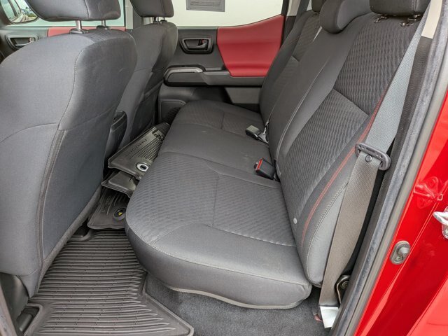 Used 2023 Toyota Tacoma SR5 w/ Technology Package AWD/4WD image 30