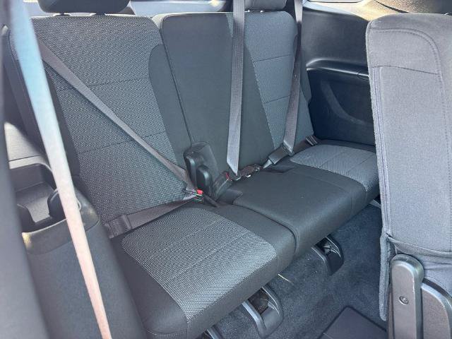 Used 2023 Chevrolet Traverse LT AWD/4WD image 8