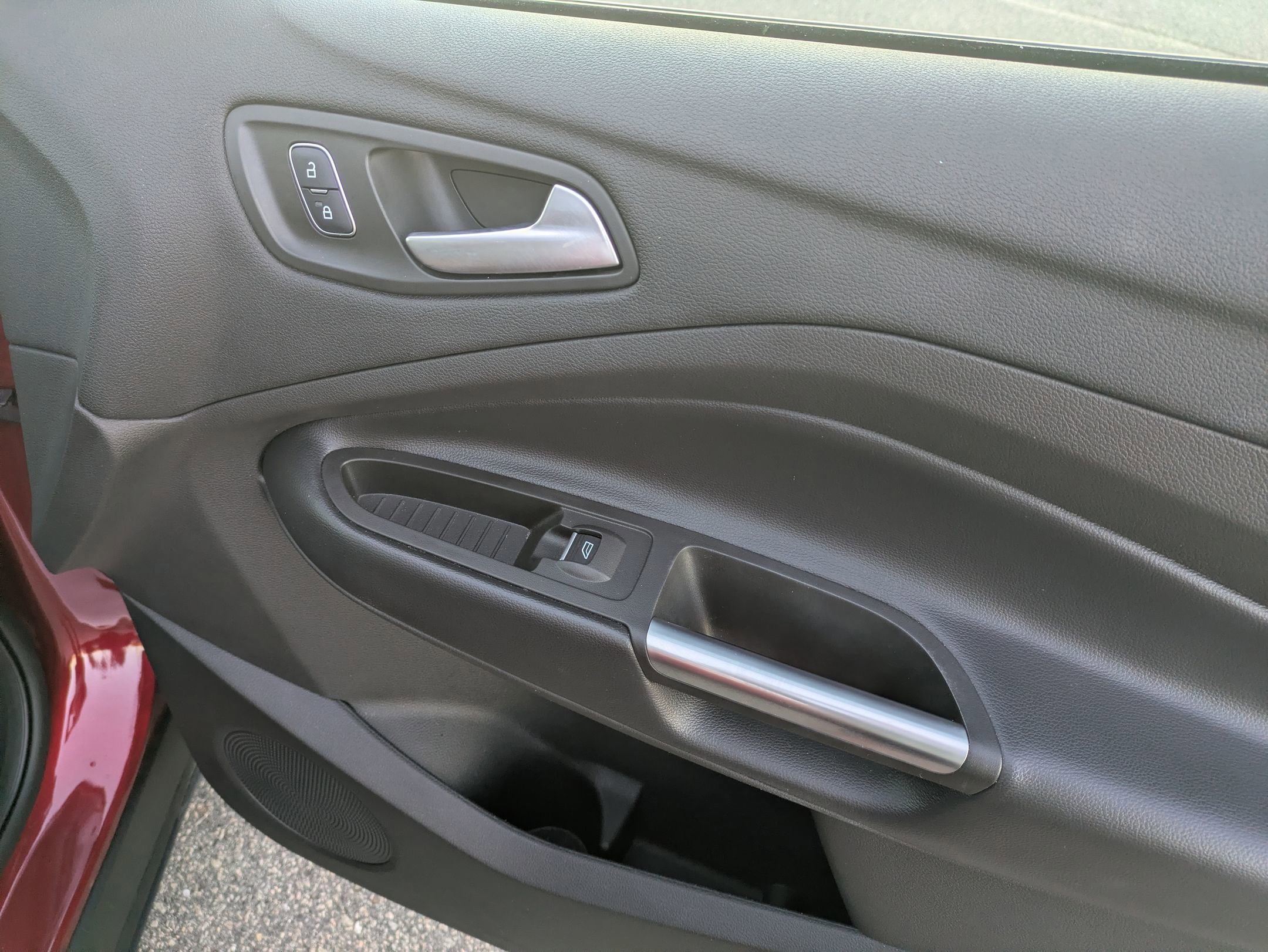 Certified 2019 Ford Escape SEL image 31