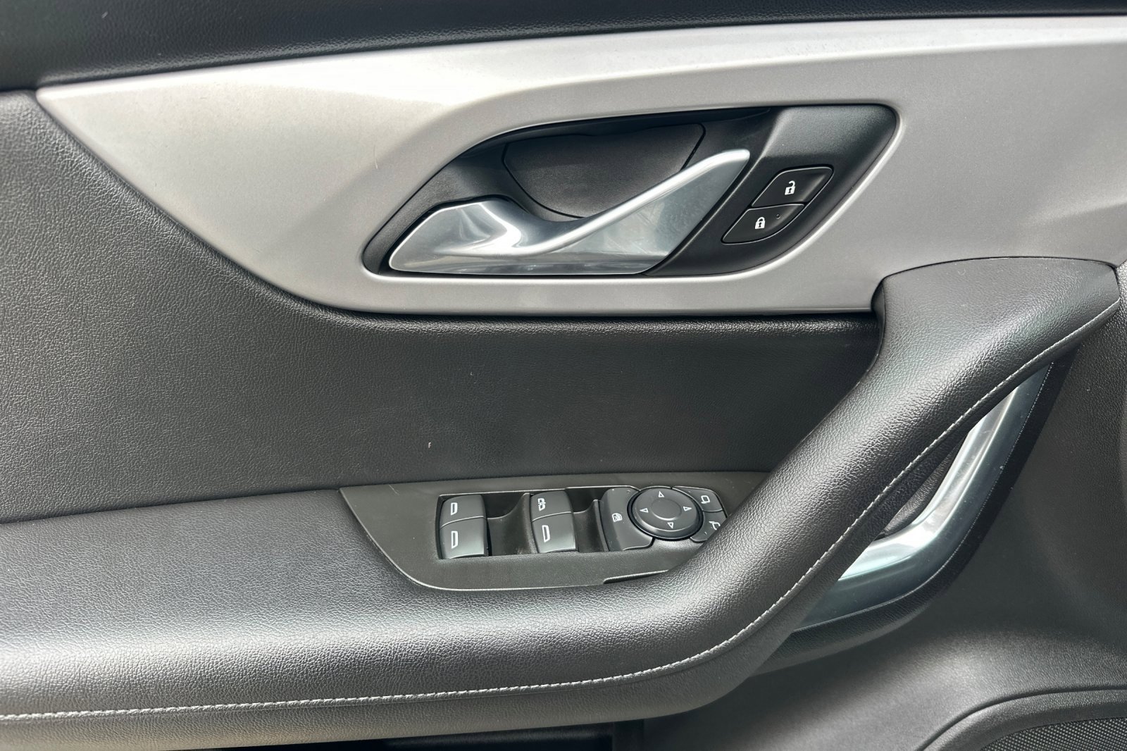 Used 2021 Chevrolet Blazer LT image 10