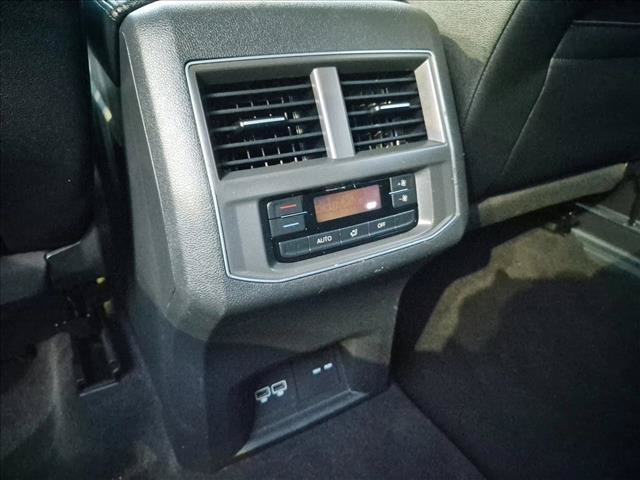 Used 2019 Volkswagen Atlas SEL FWD image 18