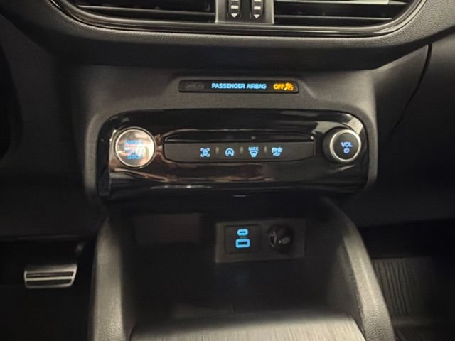 Certified 2023 Ford Escape ST-Line w/ Tech Pack #1 AWD/4WD image 24