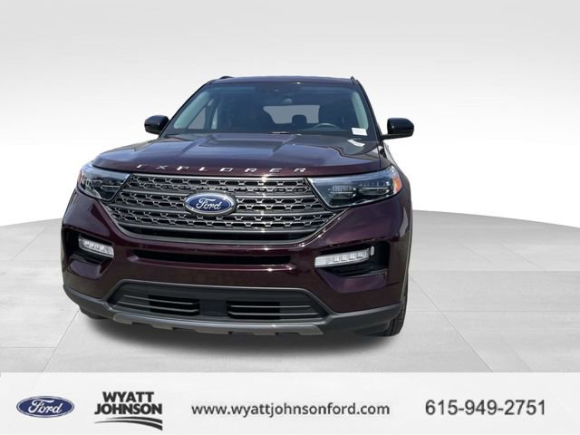 Certified 2023 Ford Explorer XLT w/ Equipment Group 202A AWD/4WD image 8