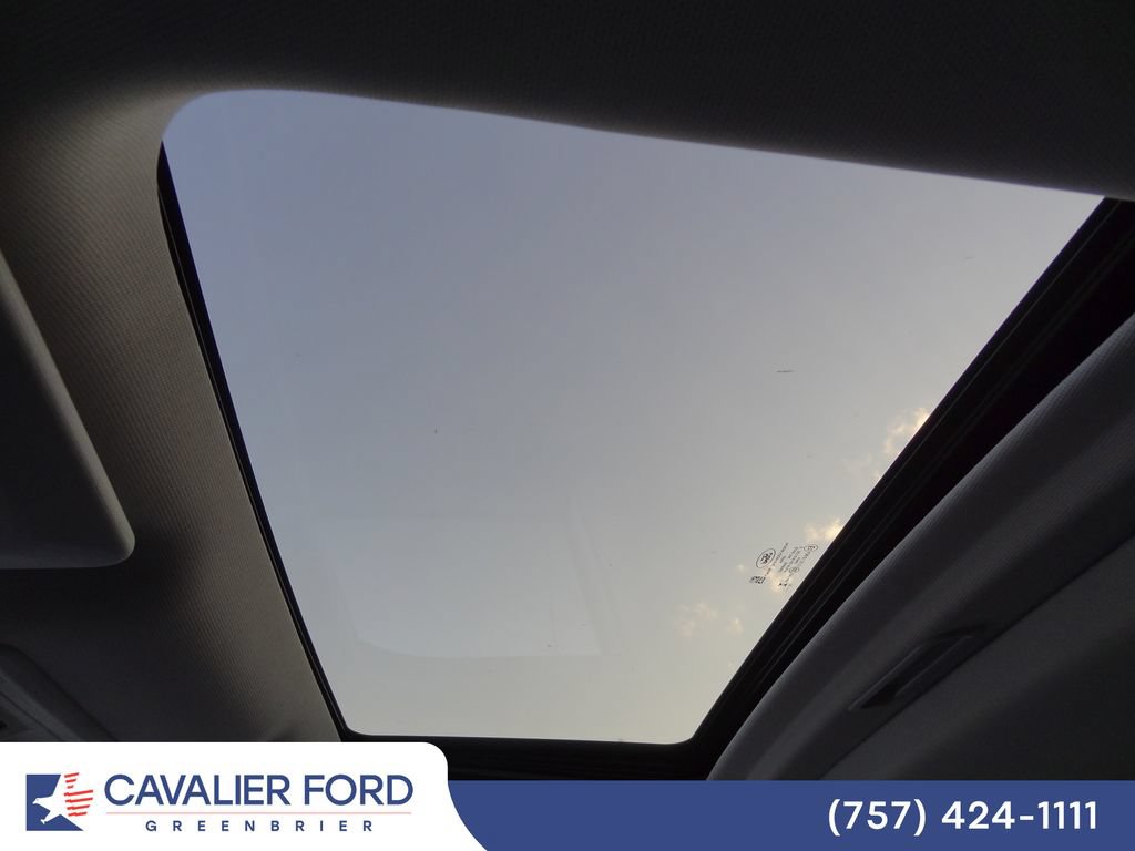 Certified 2023 Ford Maverick Lariat w/ Lariat Luxury Package AWD/4WD image 18