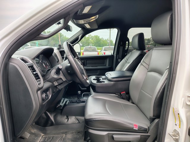 Used 2024 RAM 2500 Tradesman w/ Chrome Appearance Group AWD/4WD image 10