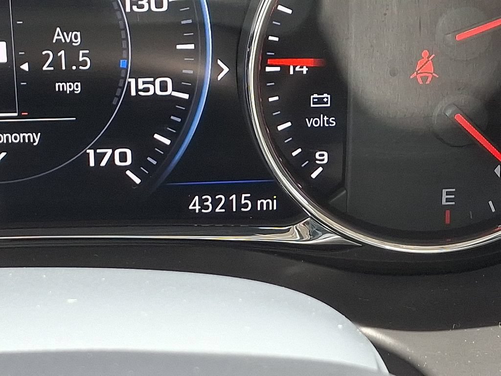 Used 2022 GMC Acadia Denali w/ Denali Ultimate Package AWD/4WD image 22