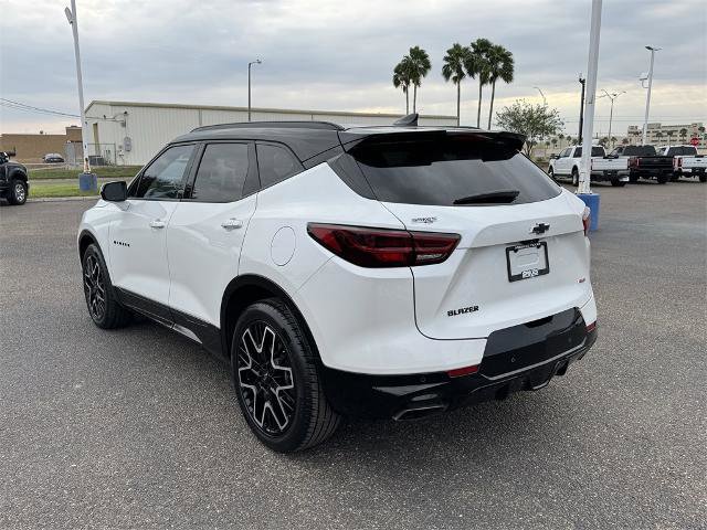 Used 2024 Chevrolet Blazer RS w/ Driver Confidence II Package image 3