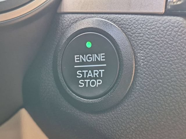Certified 2021 Ford Escape SEL FWD image 21