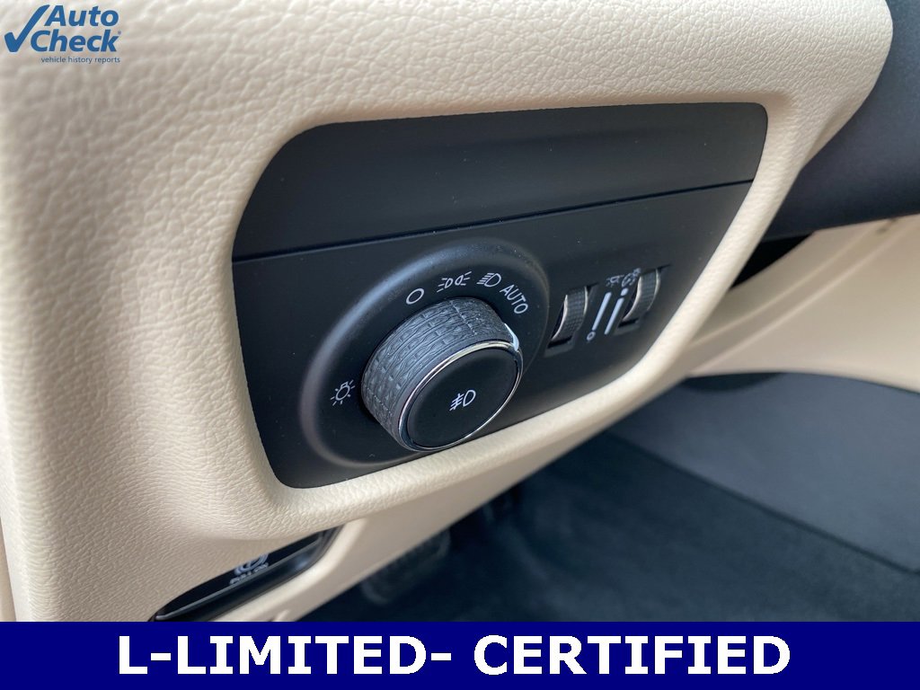 Used 2023 Jeep Grand Cherokee L Limited w/ Luxury Tech Group II image 32