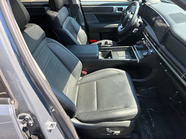 Used 2024 Hyundai Santa Fe Limited FWD image 15