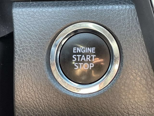 Used 2024 Toyota Camry SE w/ Convenience Package FWD image 23