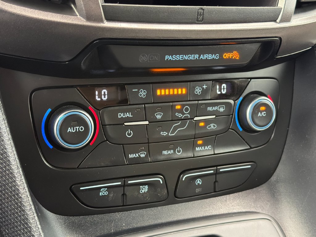 Certified 2023 Ford Transit Connect XLT FWD image 20