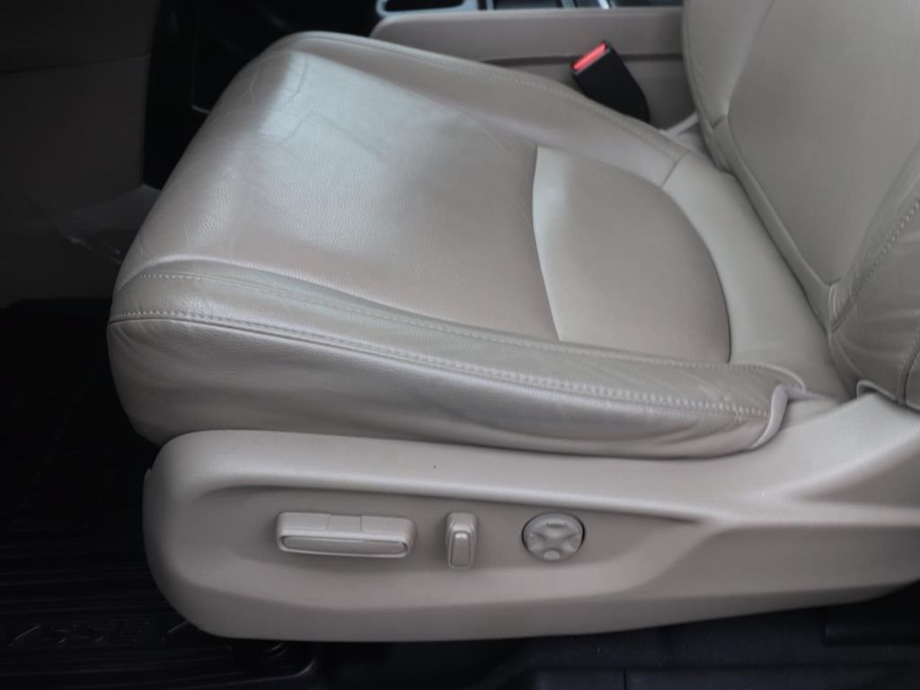 Used 2020 Honda Odyssey Touring image 17
