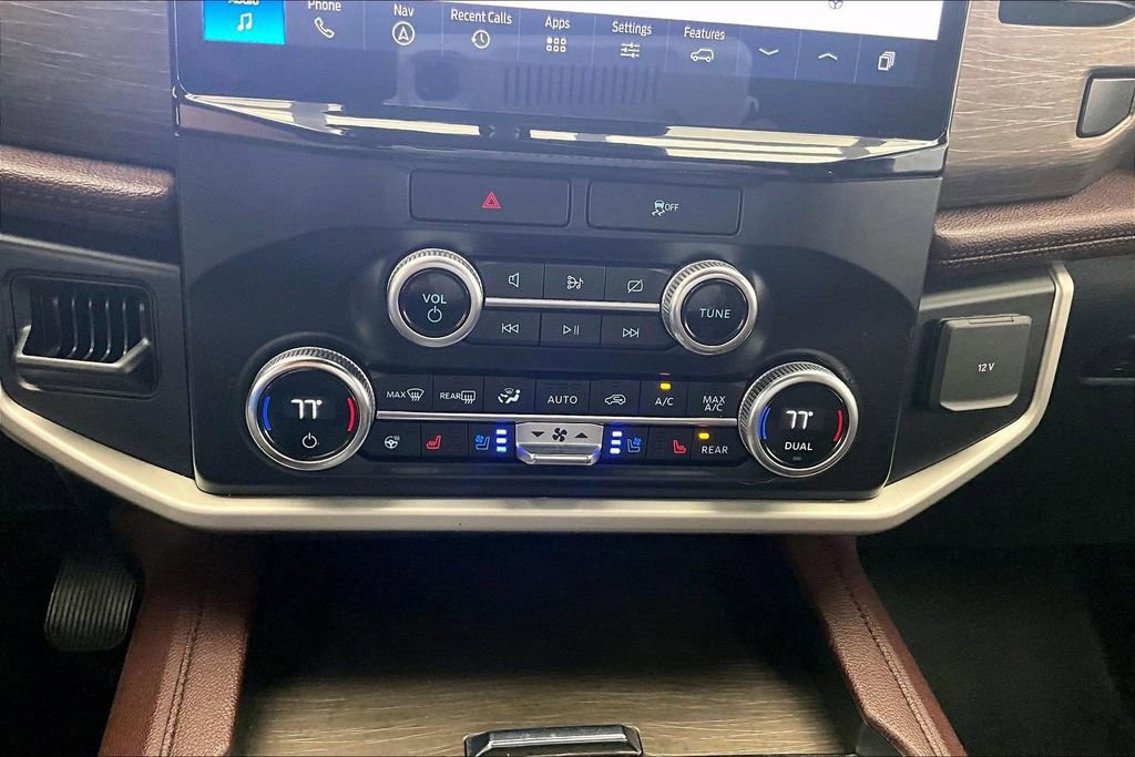 Certified 2022 Ford Expedition Limited image 32