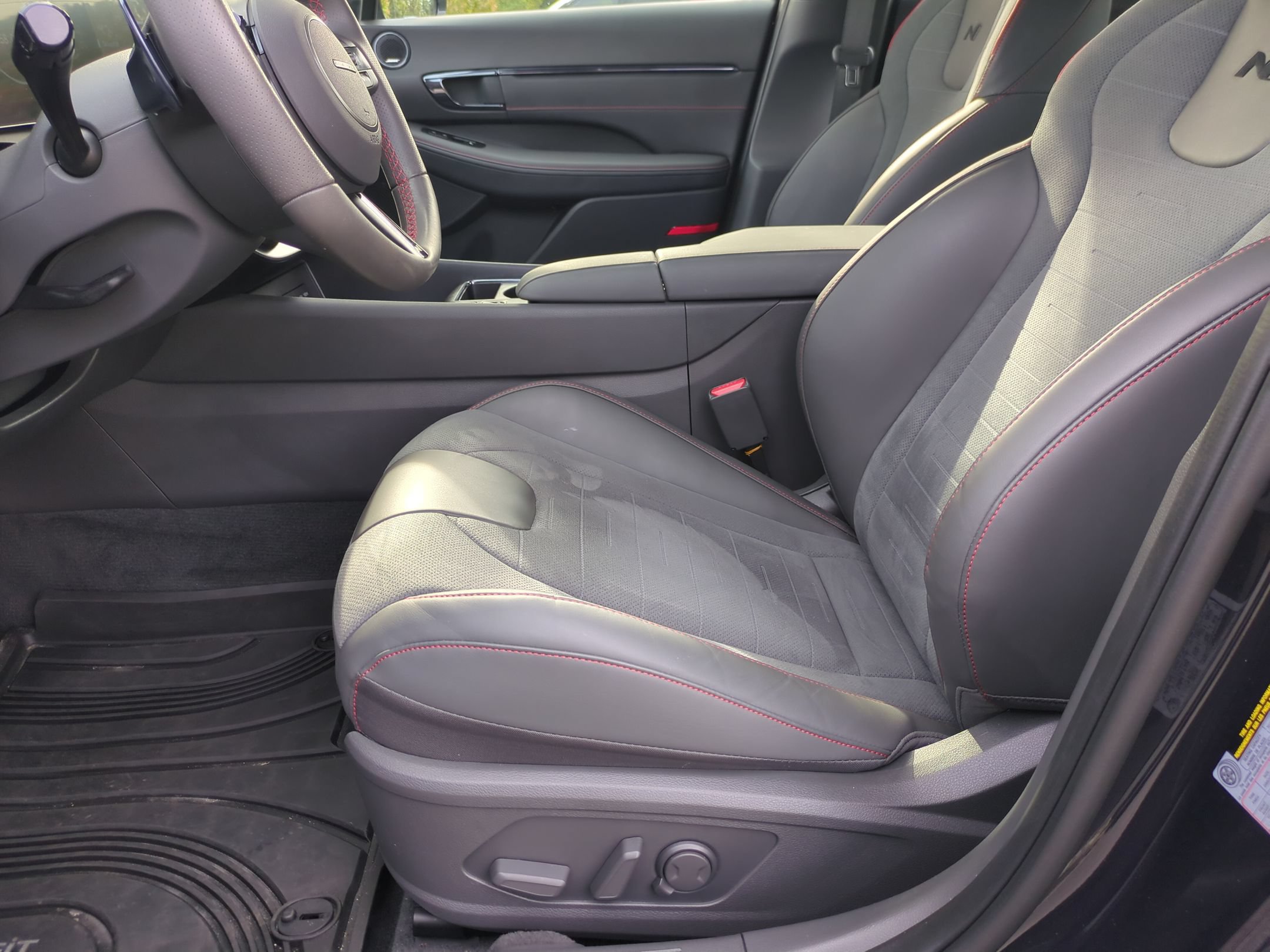 Used 2025 Hyundai Sonata N Line FWD image 13
