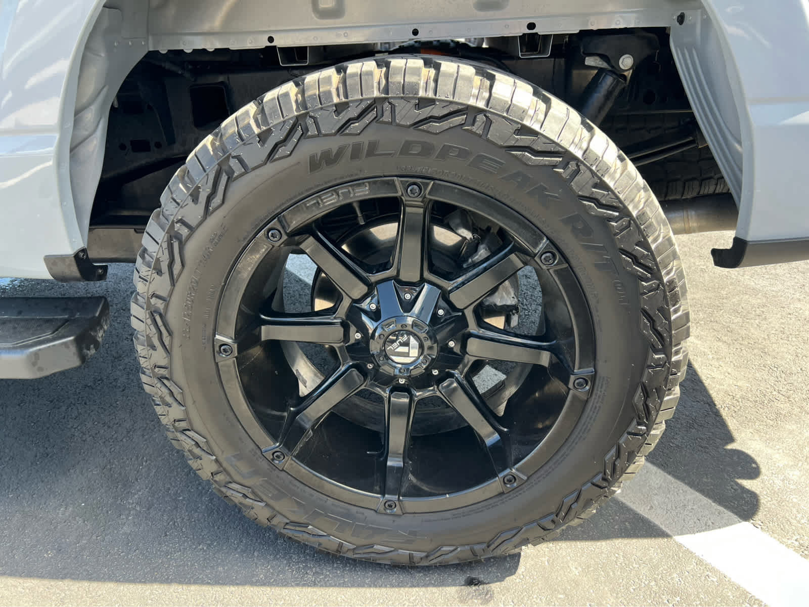 Certified 2025 Ford F150 Lariat w/ Equipment Group 501A Mid image 14