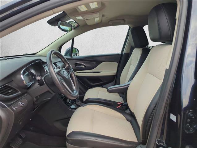 Used 2022 Buick Encore Preferred AWD/4WD image 16
