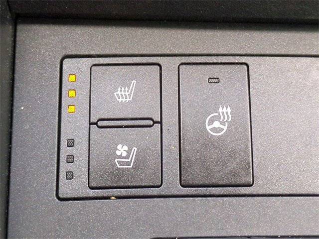 Used 2021 Lexus IS 350 F Sport w/ Navigation Package image 23