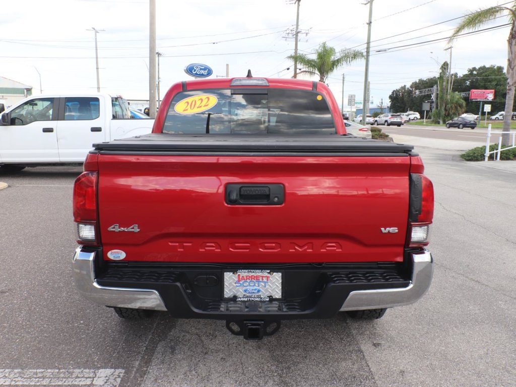Used 2022 Toyota Tacoma SR5 AWD/4WD image 13