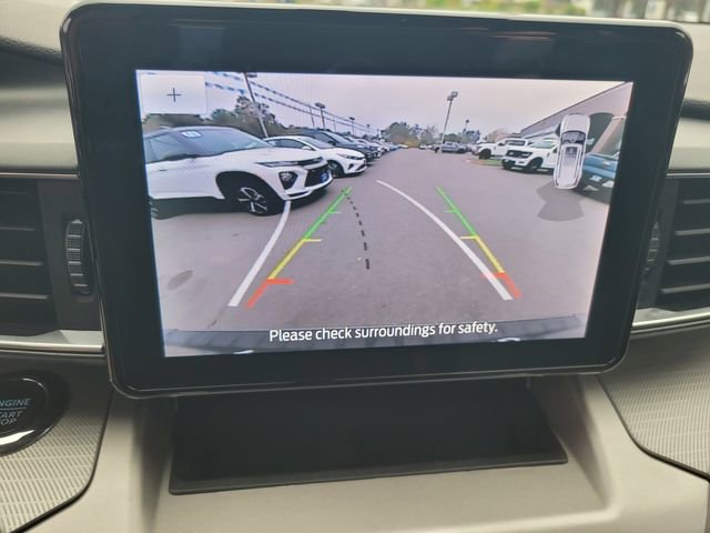 Certified 2022 Ford Explorer XLT w/ Equipment Group 202A image 21