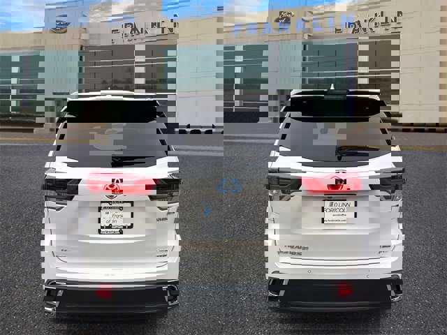 Used 2019 Toyota Highlander Limited image 6