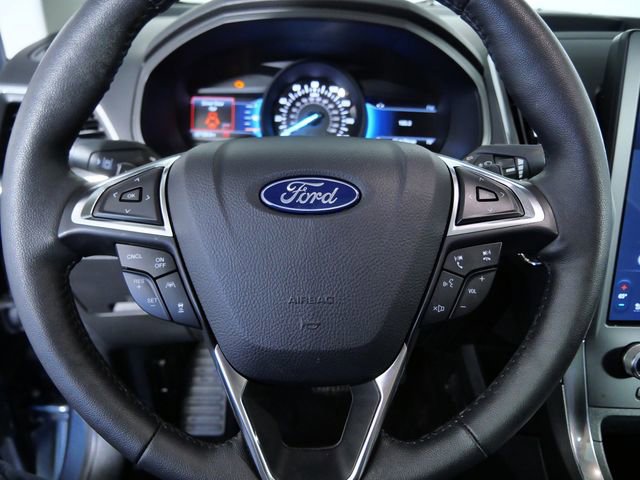 Certified 2024 Ford Edge Titanium w/ Equipment Group 301A image 21