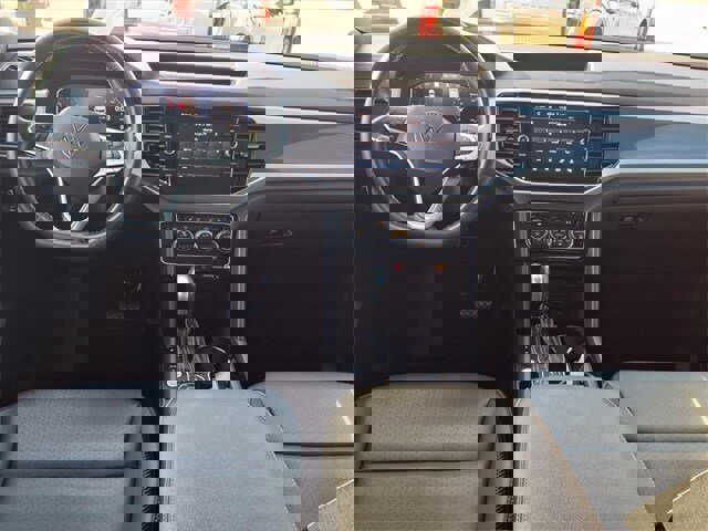 Used 2021 Volkswagen Atlas Cross Sport SEL w/ Cross Sport MDO Package image 12