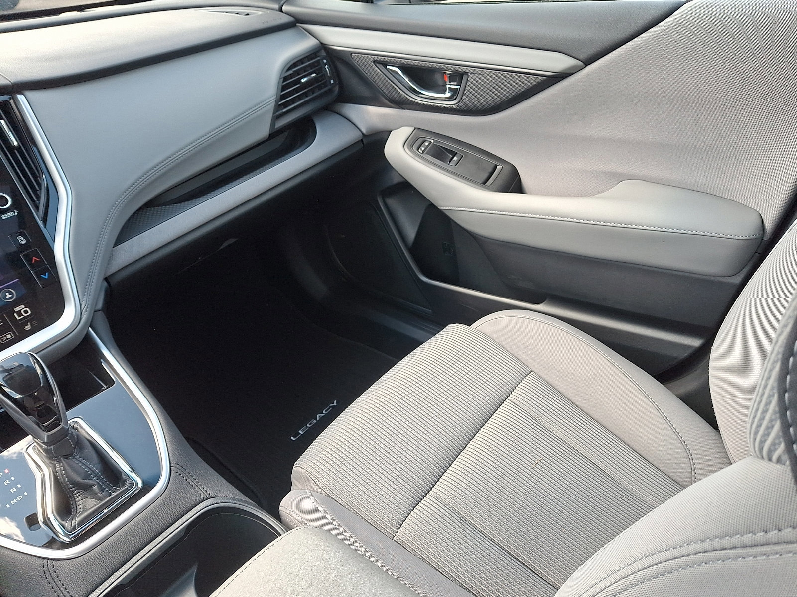 Used 2022 Subaru Legacy Premium AWD/4WD image 15