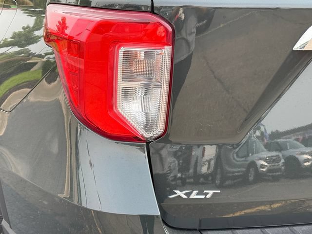 Certified 2023 Ford Explorer XLT w/ Equipment Group 202A AWD/4WD image 28