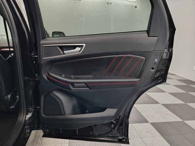 Certified 2023 Ford Edge ST-Line AWD/4WD image 15