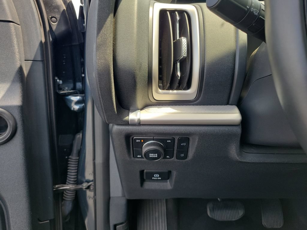Certified 2025 Ford Expedition Max Active AWD/4WD image 23