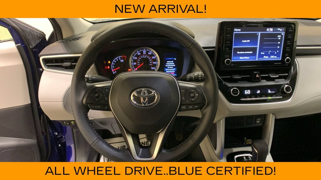 Used 2022 Toyota Corolla Cross LE AWD/4WD image 29