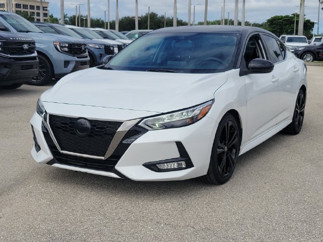Used 2022 Nissan Sentra SR FWD image 3