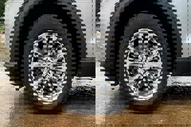 Certified 2023 Ford Explorer Limited image 17