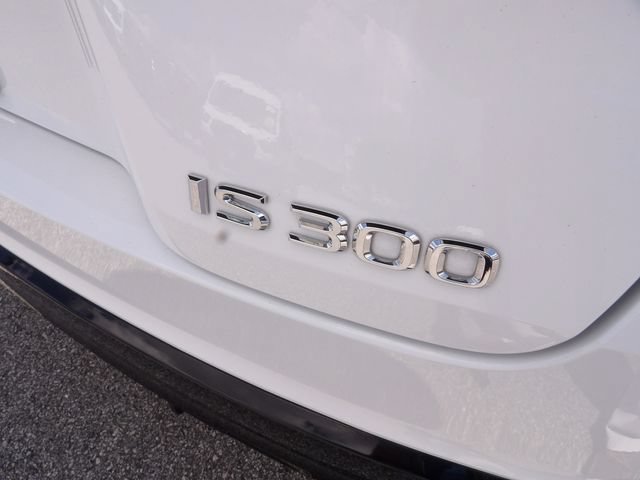 Used 2024 Lexus IS 300 F Sport RWD image 15