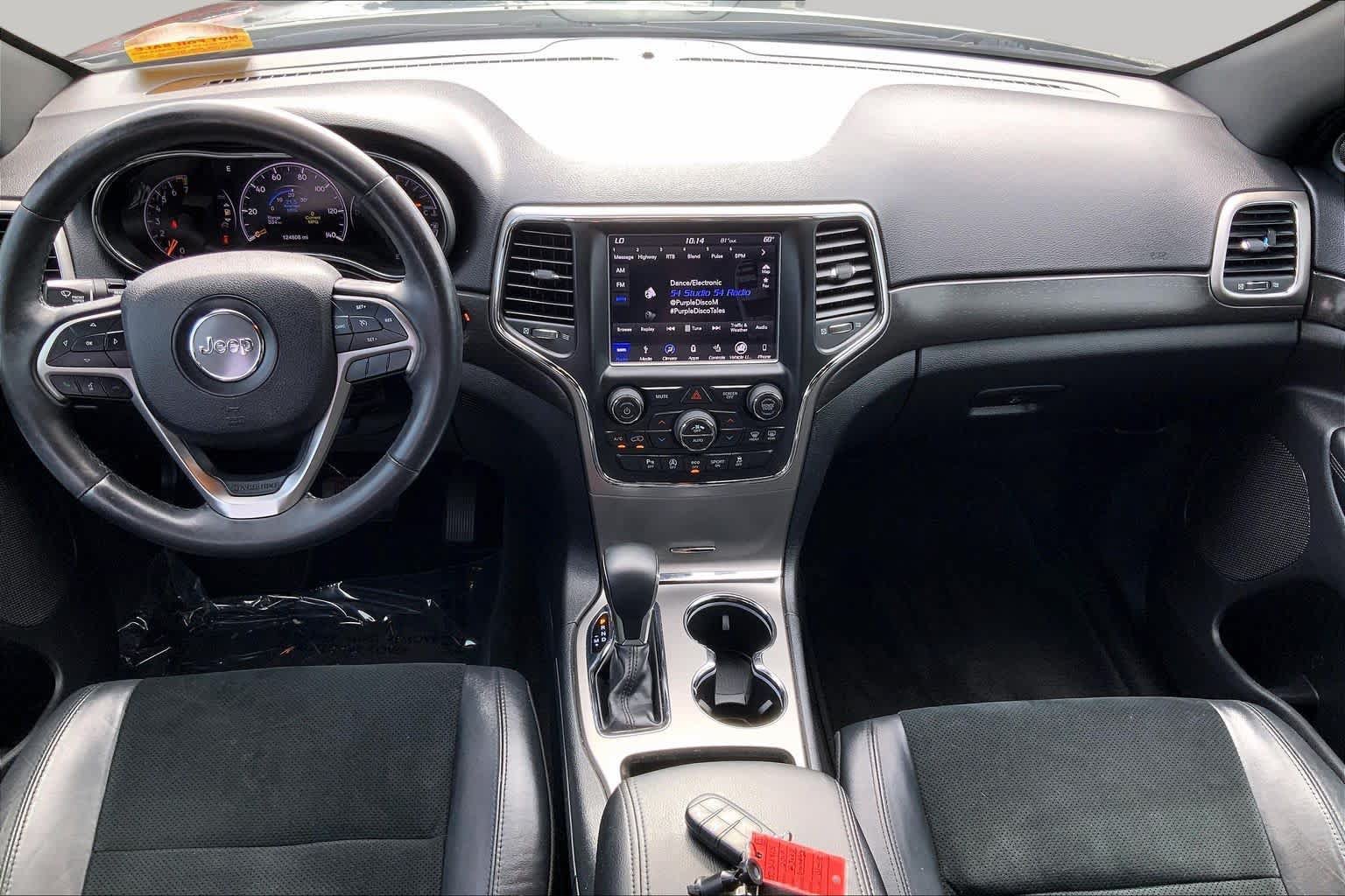 Used 2018 Jeep Grand Cherokee Altitude AWD/4WD image 14