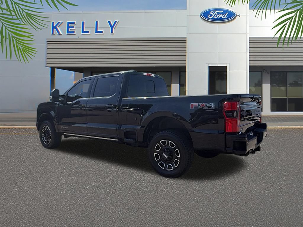 Certified 2025 Ford F250 Platinum w/ FX4 Off-Road Package AWD/4WD image 3