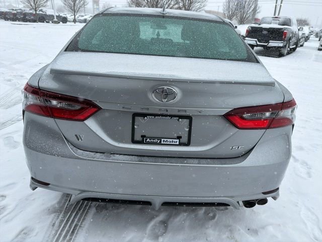 Used 2023 Toyota Camry SE image 9