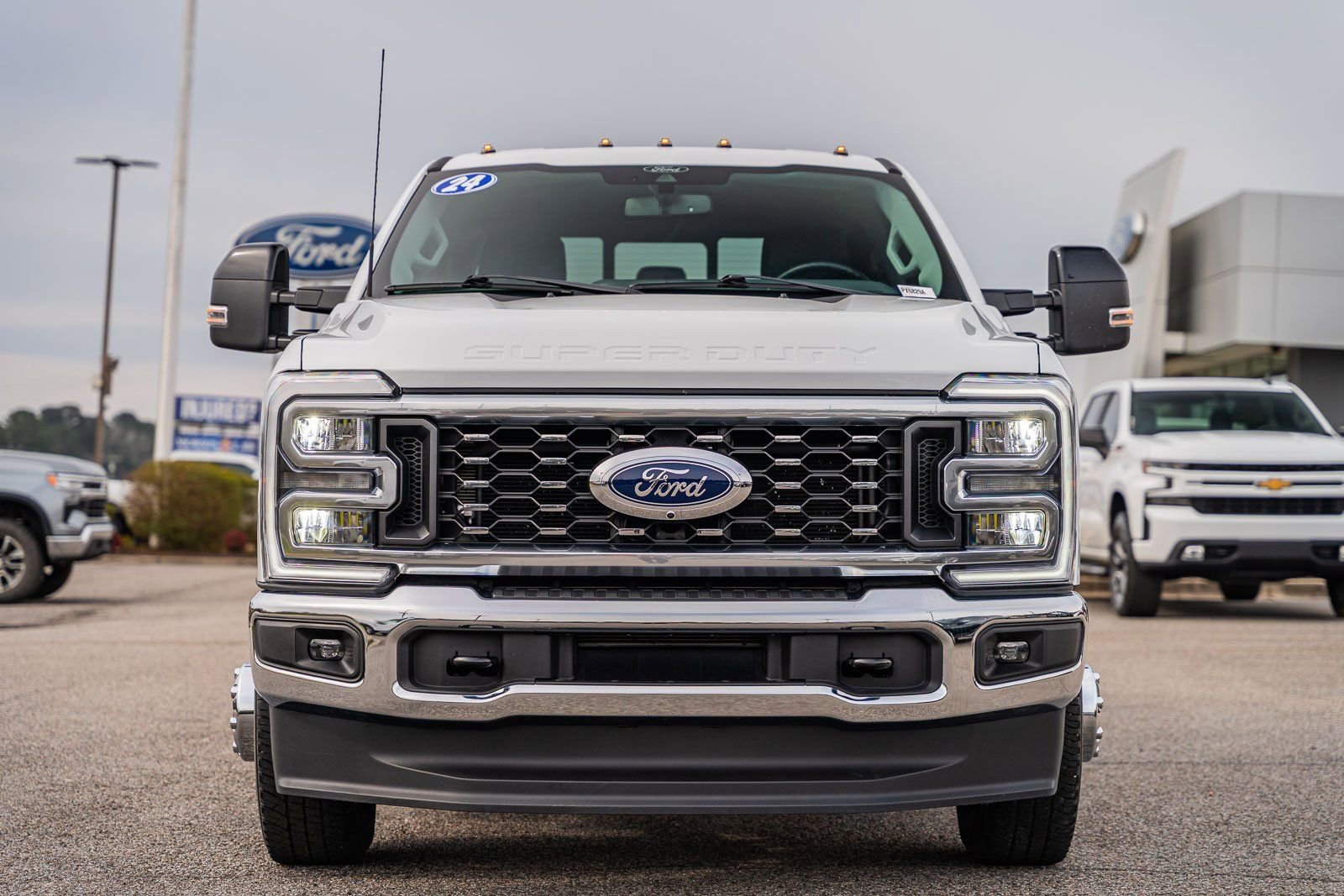 Certified 2024 Ford F350 Lariat image 3