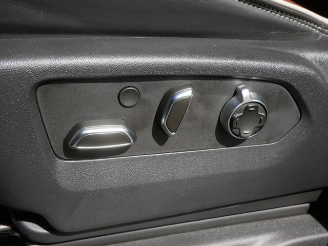Used 2023 GMC Sierra 1500 Denali Ultimate AWD/4WD image 15