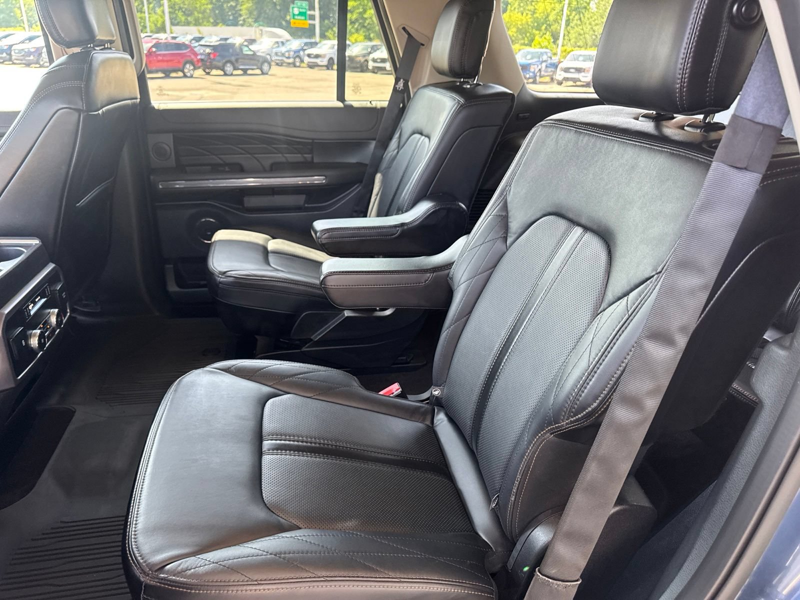 Certified 2020 Ford Expedition Platinum AWD/4WD image 41
