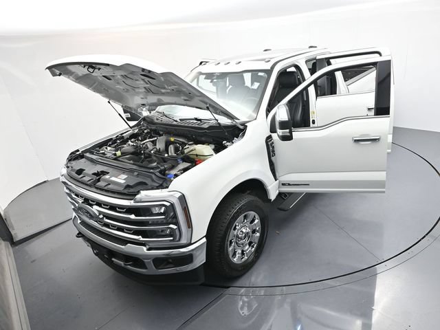 Certified 2025 Ford F350 Lariat w/ Lariat Ultimate Package AWD/4WD image 52