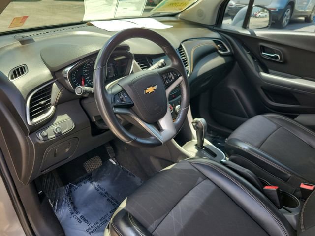 Used 2019 Chevrolet Trax LT w/ LT Convenience Package FWD image 22